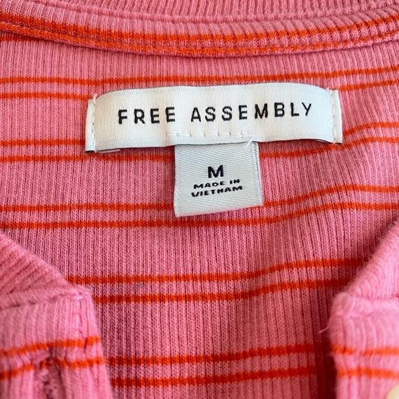 Free Assembly Striped Ribbed Henley Top Women’s Medium Pink Short Sleeve Y2K - Picture 4 of 7